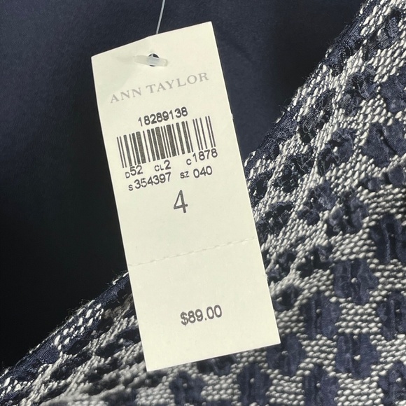 NEW Ann Taylor Skirt Womens 4 blue floral circle preppy classic - Picture 3 of 8